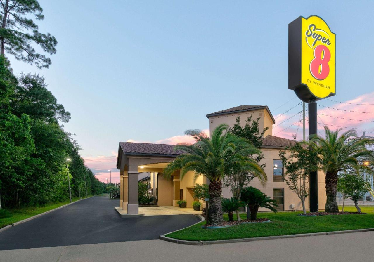 Super 8 By Wyndham Diberville Biloxi Area Bagian luar foto